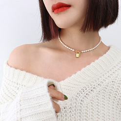 P102 - Golden Lock OT Clasp Freshwater Pearl Necklace Vintage Natural Freshwater Pearl OT Clasp Titanium Steel Necklace