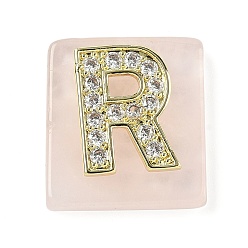 Letter R Природного розового кварца подвески, прямоугольные подвески с латунной микропаве прозрачной кубической циркониевой буквой, реальный 18 k позолоченный, долговечный, стойки покрытие, Буква R, 21x18x5 мм, отверстие : 1.4 мм