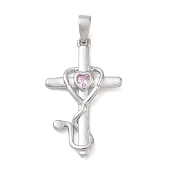 Platino Colgantes de latón con micro pavé de circonitas cúbicas rosas, Cruz con dije de corazón y estetoscopio, Platino, 27x16x2 mm, agujero: 5x3 mm