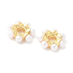 Настоящее золото 18K Стойка покрытие цветок латунные бусины, с пластмассовой жемчужиной abs, без свинца и без кадмия, долговечный, реальный 18 k позолоченный, 11x4.5 мм, отверстие : 3 мм