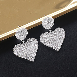 silver Heart-shaped personality earrings with diamond claw chain - European and American love.