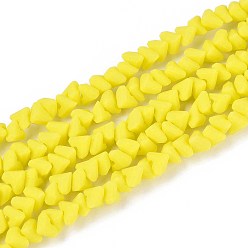 Шампанско-Желтый Матовые непрозрачные стеклянные бусы пряди, треугольные, граненые, шампанское желтый, 3~3.5x4~4.5x4~4.5 мм, отверстие : 0.8 мм, около 121~131 шт / нитка, 14.37~15.35 дюйм (36.5~39 см)