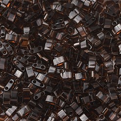 (HTL135) Transparent Root Beer Perles miyuki demi tila, perles de rocaille japonais, 2 trou, (htl135) root beer transparente, 5x2.3x1.9mm, Trou: 0.8mm, environ1250 pcs / 50 g