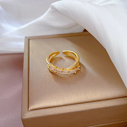 J0094 [Real Gold Plating] Crossed Full Diamond Personality Index Finger Ring - Simple and Cold Wind.