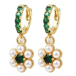 Зеленый Латунные микро проложить серьги обруча кубического циркония, с пластиковой имитационной жемчужиной, цветок, без кадмия и без свинца, стойки покрытие, долговечный, реальный 18 k позолоченный, зелёные, 30x12 мм