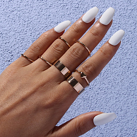 Chic and Minimalist Set of 6 Metal Rings for Women's Fashion Statement