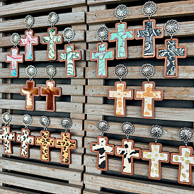 Серьги-гвоздики в виде пасхального креста, с фурнитурой для сережек из сплава, платина