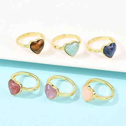 Кольца с натуральными драгоценными камнями и латунной фурнитурой., сердце, граненые, стойки покрытие, золотые