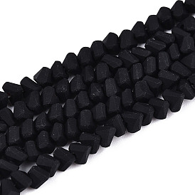 Матовые непрозрачные стеклянные бусы пряди, треугольные, граненые