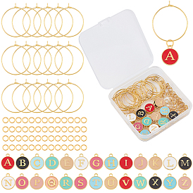 Наборы для самостоятельного изготовления украшений для бокалов, в том числе 1 набор плоских круглых с эмалевыми подвесками из сплава алфавита, 26 шт. Латунные кольца-подвески для бокалов для вина и 60 шт. Железные прыжковые кольца, золотые