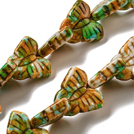 Brins de perles de turquoise synthétiques peintes par pulvérisation, papillon