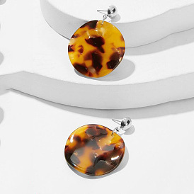 Resin Earrings with Brown Patterns - Curved, 3D, Round Shape
