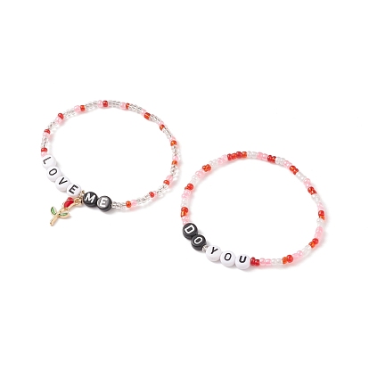 2Pcs 2 Style Word Do You Love Me Plastic Beaded Stretch Bracelets Set with Alloy Enamel Rose Charms, Glass Seed Bracelets for Valentine's Day