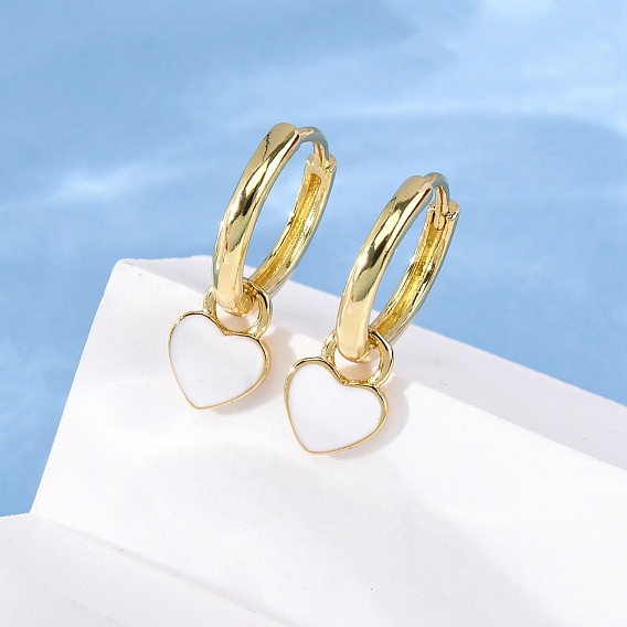 Серьги-кольца из латуни с эмалью в форме сердца, стойки покрытие, долговечный, без свинца и без кадмия