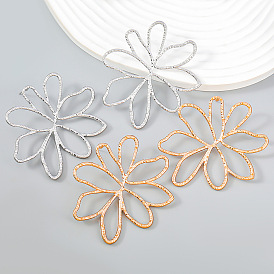 Exaggerated Minimalist Hollow Alloy Flower Earrings for Fashionable Women