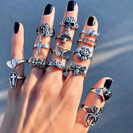 Ring female fashion personality butterfly ring trendy dark retro silver ring heart-shaped ring jewelry
