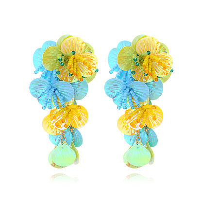 Серьги-гвоздики из цветочного сплава с бусинами из стекла, с пластиковой блестка