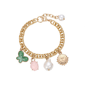 Fashionable Butterfly Pearl Bracelet for Women with Simple and Bold Metal Chain, European and American Style Jewelry.