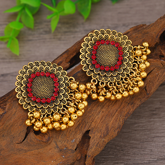 Серьги-люстры из сплава с цветком