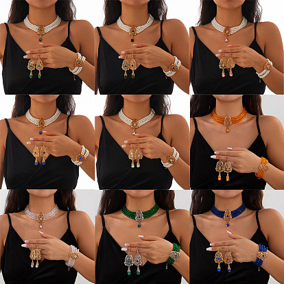 Ожерелье с подвеской из сплава со стеклянными стразами в форме капли, серьги-гвоздики и браслет