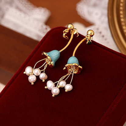 Серьги-гвоздики с цветочной эмалью из латуни, с пресноводным жемчугом, игла из стерлингового серебра, цветок