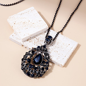 Dark Fantasy Drip Necklace for Mature and Edgy Hong Kong Style Fashionistas