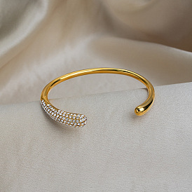 Роскошные браслеты-манжеты из нержавеющей стали с микропаве и прозрачными кубическими циркониями для женщин.