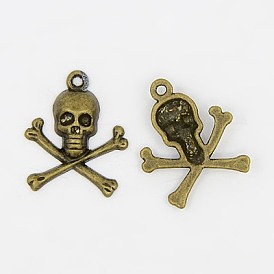 Tibetan Style Alloy Pendants, Lead Free and Cadmium Free, Pirate Style Skull, 24x20x4mm, Hole: 2mm, about 680pcs/1000g