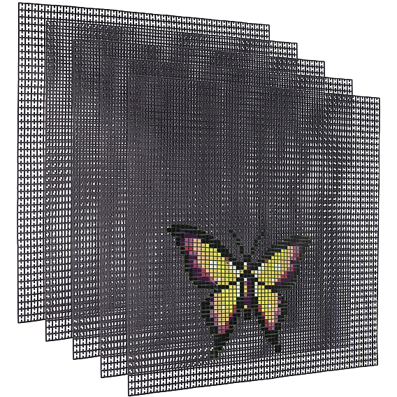 Квадратные пластиковые перфорированные панели, используемые для самодельных плавких бусин