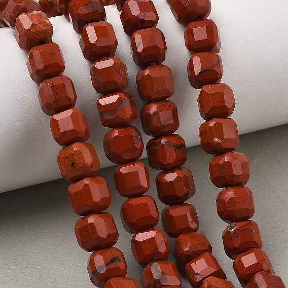 Натуральные красные яшмы бусы пряди, граненый стол, вырезанный куб