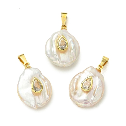 Natürliche Keshi Perlen Anhänger, Münzanhänger mit Messing-Pavé und klarem Zirkonia in Tropfenform, mit 304 Edelstahlschnappbügeln, Blumenweiß