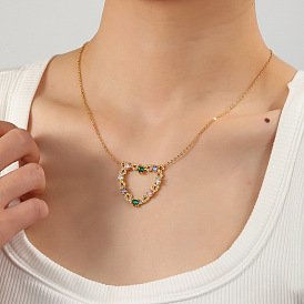 Minimalist Hollow Heart Collarbone Chain Necklace with Copper Micro-inlaid Granny Green Zirconia Peach Heart Pendant
