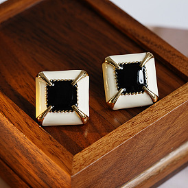 Geometric Vintage Earrings for Women, Palace Style Ear Studs with Unique Personality and Charm