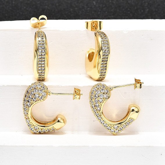 Женские серьги-гвоздики из латуни с микропаве и прозрачным кубическим цирконием