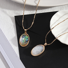 Chic Oval Short Necklace with Abalone, White and Mother of Pearl Shells - Fashionable and Versatile Jewelry