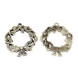 Christmas Wreath Alloy Pendants, Tibetan Style, Lead Free & Cadmium Free, 26x21x2mm, Hole: 1.5mm
