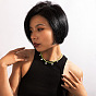 Collier design doux - tour de cou perlé fait à la main en coquille verte avec un style délicat