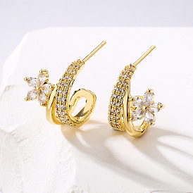 Minimalist 18K Gold Plated Geometric Flower Stud Earrings with Zirconia for Women