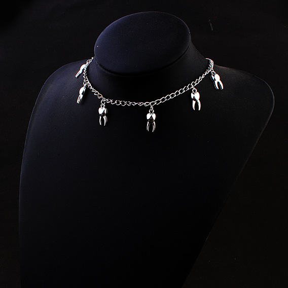 Готический ретро стиль сплава ожерелья с подвеской в форме зуба