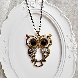 Винтажные подвески в виде совы из сплава со стразами, вырезанные в форме полой фигуры, для женщин.