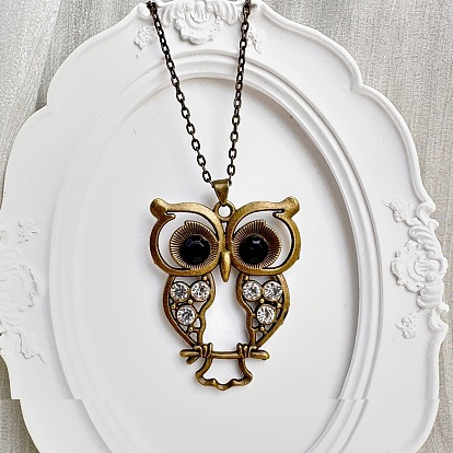 Винтажные подвески в виде совы из сплава со стразами, вырезанные в форме полой фигуры, для женщин.