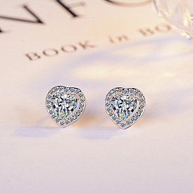 Fashionable Heart-shaped Zircon Earrings - Elegant and Trendy Ear Jewelry.
