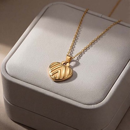 304 Collares colgantes de corazón texturizados de acero inoxidable para mujer