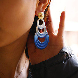 Fashion exaggerated earrings women's geometric round gradient earrings niche design splicing temperament earrings