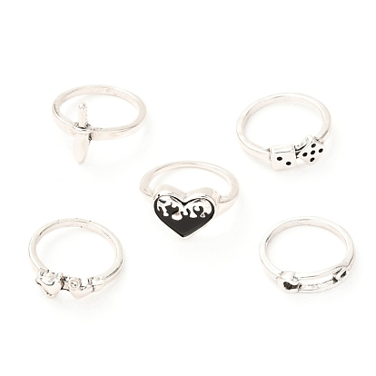 Traje de aleación de anillos de dedo, dados y corazón y clip y espada