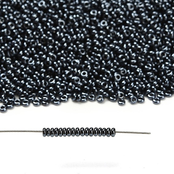 Полукруглые бусины toho, японский бисер