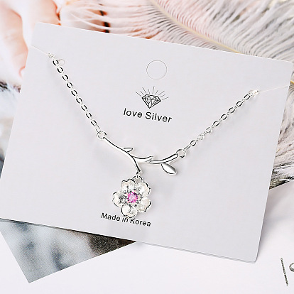 Flower Necklace Sweet Lock Chain Diamond Inlaid Neck Chain Female Jewelry Necklace