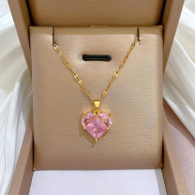 Zircon Inlaid Gold Necklace - Delicate, Elegant, Heart-shaped Pendant.