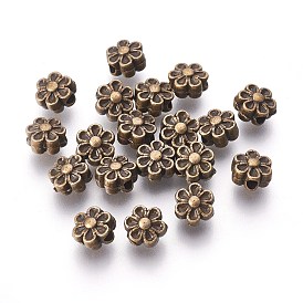 Perles de bijoux en alliage de style tibétain, Alliage de zinc, sans cadmium et sans plomb, belle forme de fleur, 6.5x4.5mm, Trou: 1mm
