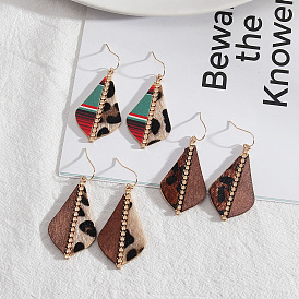 Leopard Print Leather Earrings: Fashionable and Versatile Statement Jewelry for Women with British-Inspired Design